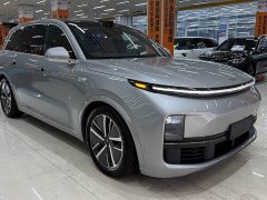 Li Auto L8 Max - фото 2