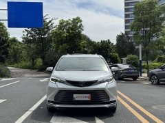 SIENNA 2.5LPHEV Edition - фото 2