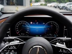 Mercedes-Benz E-Class New Energy E 350 e L plug-in hybrid sedan - фото 10