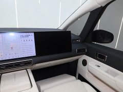 Li Auto MEGA Home Edition - фото 15