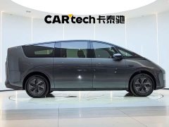 Li Auto MEGA Home Edition - фото 6