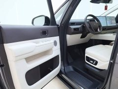 Li Auto MEGA Ultra - фото 20