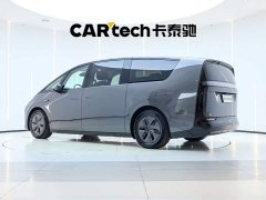 Li Auto MEGA Ultra - фото 7