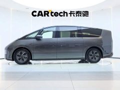 Li Auto MEGA Ultra - фото 8