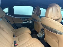 Mercedes-Benz E 300 L Luxury Version - фото 15