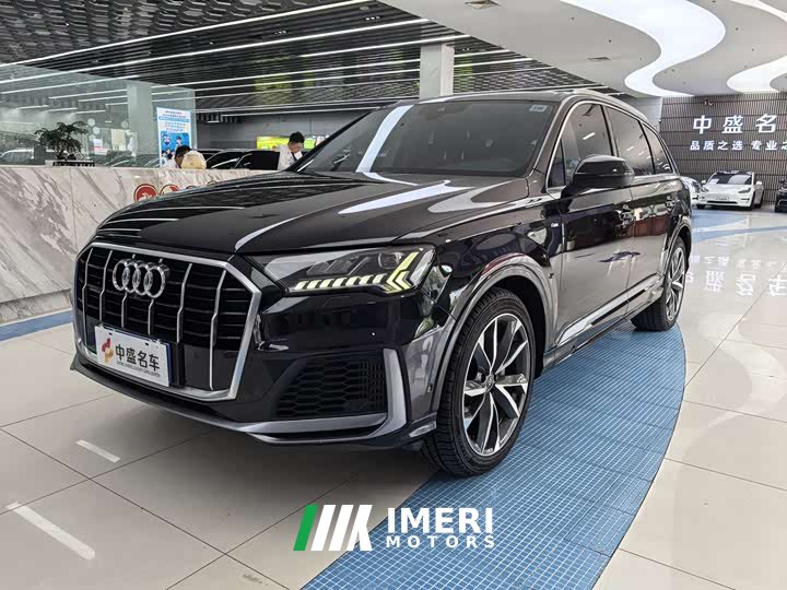 Audi Q7 2022 55 TFSI quattro S line sports - автомобиль из Китая