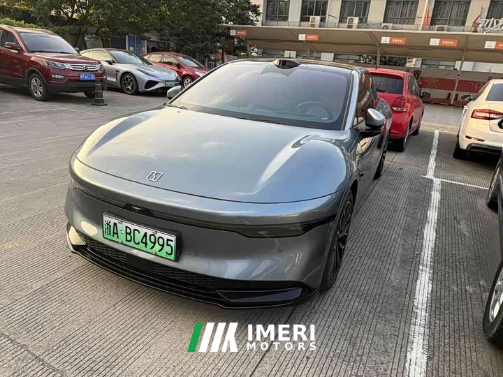 Zeekr 007 Smart Drive Edition 100kWh - автомобиль из Китая