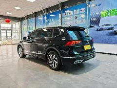 Volkswagen L 330TSI 2WDR-Line Edition - фото 7