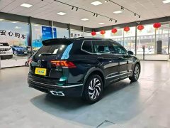Volkswagen L 330TSI 2WDR-Line Edition - фото 9