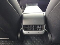 Tesla Model 3 Edition - фото 12