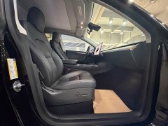 Tesla Model Y Edition - фото 13