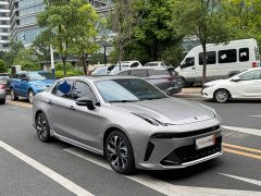 Lynk & Co 03 1.5TD DCT Halo - фото 3