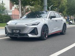Changan UNI-V 1.5T Premium Version - фото 1