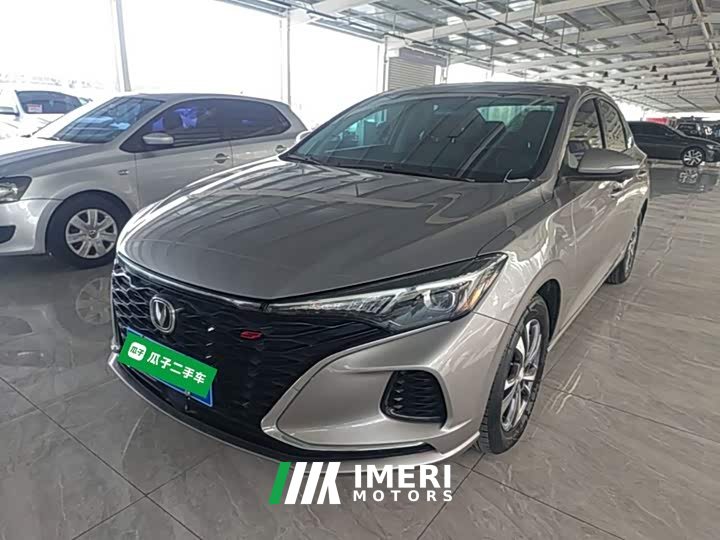 Changan PLUS NE 1.4T GDI DCTPremium Version - автомобиль из Китая