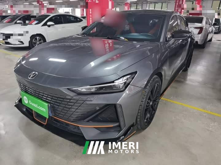 Changan UNI-V 1.5T Edition - автомобиль из Китая