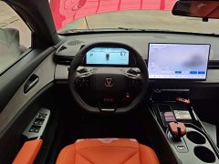 Changan UNI-V 2.0T Version - фото 11