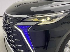 High Roof Grivia 2.5L Luxury Edition - фото 10