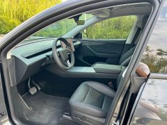 Tesla Model Y Long Range Edition - фото 4