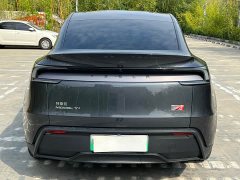 Tesla Model Y Long Range Edition - фото 8