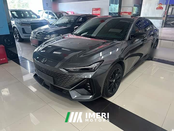 Changan UNI-V 1.5T Premium Version