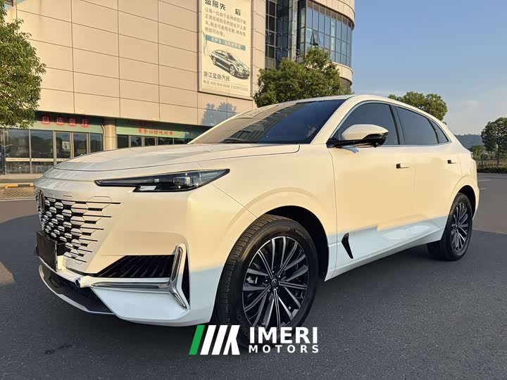Changan UNI-K 2.0T 2WD Version - автомобиль из Китая