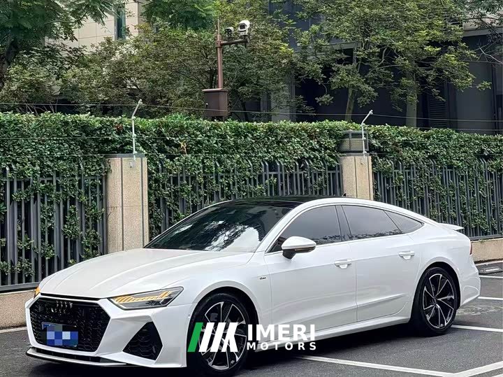 Audi A7 40 TFSI Luxury Version - автомобиль из Китая