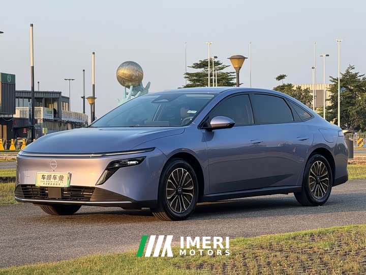 Nissan N6 180 Max - автомобиль из Китая