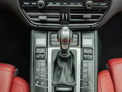 Porsche Macan 2.0T - фото 13