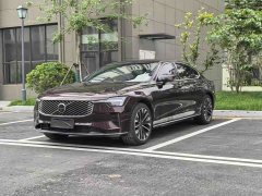 Volvo S90 B5 Luxury Edition - фото 1