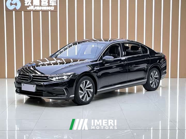 Volkswagen PHEV GTE Luxury Version