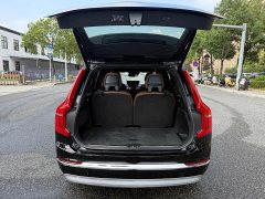 Volvo XC90 B6 Luxury Edition 7 - фото 17