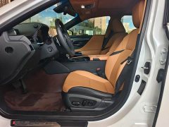 Lexus ES 300h Edition - фото 4