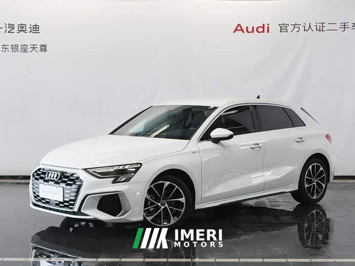 Audi A3 Sportback 35 TFSI Version - автомобиль из Китая