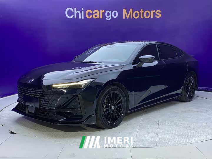 Changan UNI-V 1.5T Edition - автомобиль из Китая