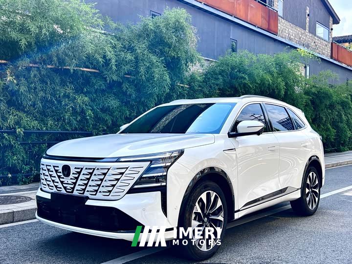 Changan CS75PLUS UItra 2.0T Version - автомобиль из Китая