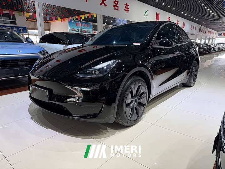 Tesla Model Y Edition - автомобиль из Китая