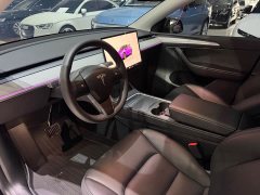 Tesla Model Y Edition - фото 5