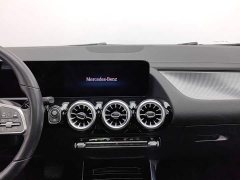 Mercedes-Benz GLA 200 - фото 12