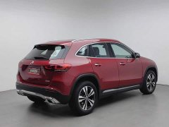 Mercedes-Benz GLA 200 - фото 2