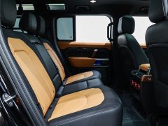 Land Rover 110 3.0T P400 Edition - фото 11