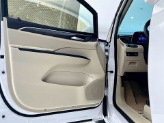 Buick GL8 ES Deluxe Version - фото 19