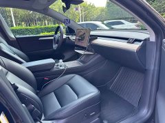 Tesla Model Y Edition - фото 6