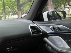 BMW 8 840i M - фото 19