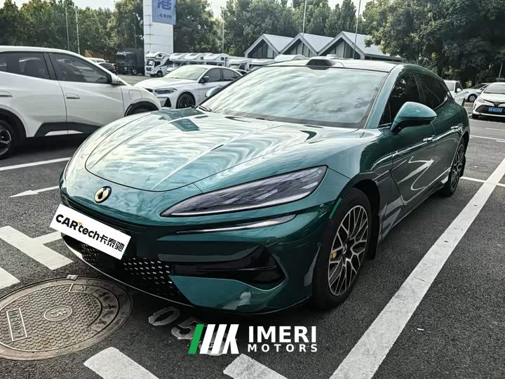 Denza Z9GT Version - автомобиль из Китая