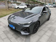 Changan UNI-V 1.5T Premium Version - фото 1
