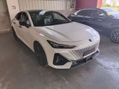 Changan UNI-V 1.5T Premium Version - фото 3