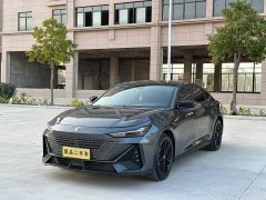 Changan UNI-V 1.5T Premium Version - фото 1
