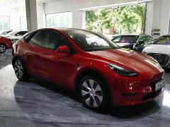 Tesla Model Y Edition - фото 3