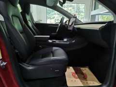 Tesla Model Y Edition - фото 7
