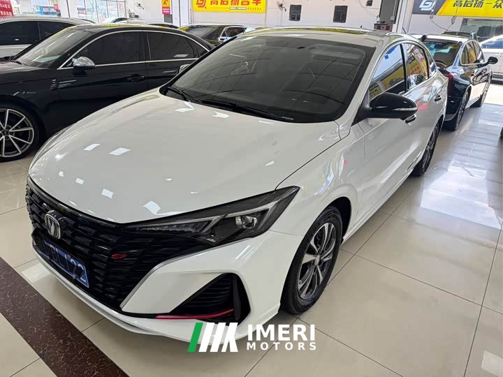 Changan PLUS NE 1.4T GDI DCTPremium Edition - автомобиль из Китая
